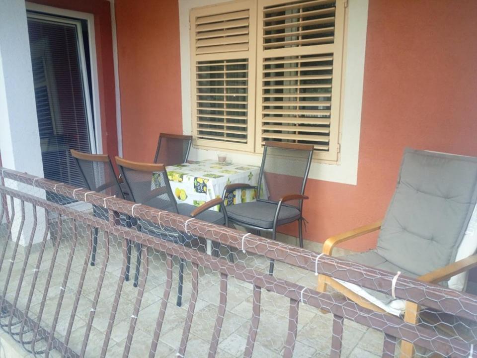 Apartments Salamun Biograd Na Moru Luaran gambar