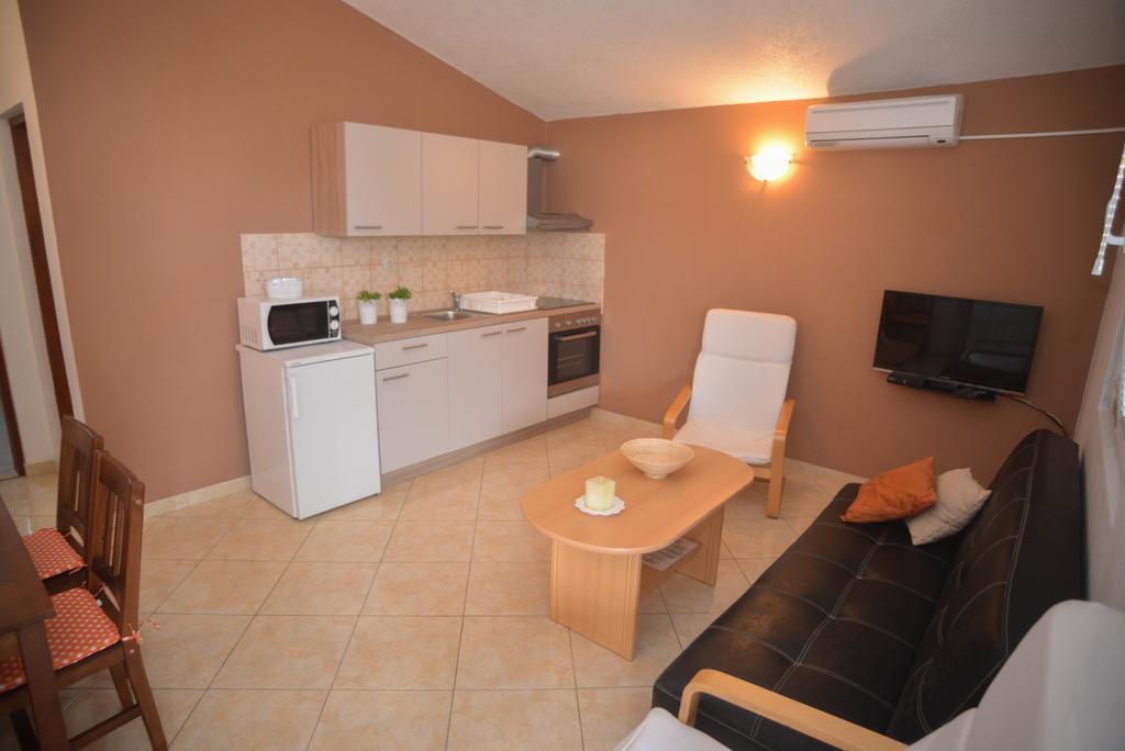 Apartments Salamun Biograd Na Moru Luaran gambar